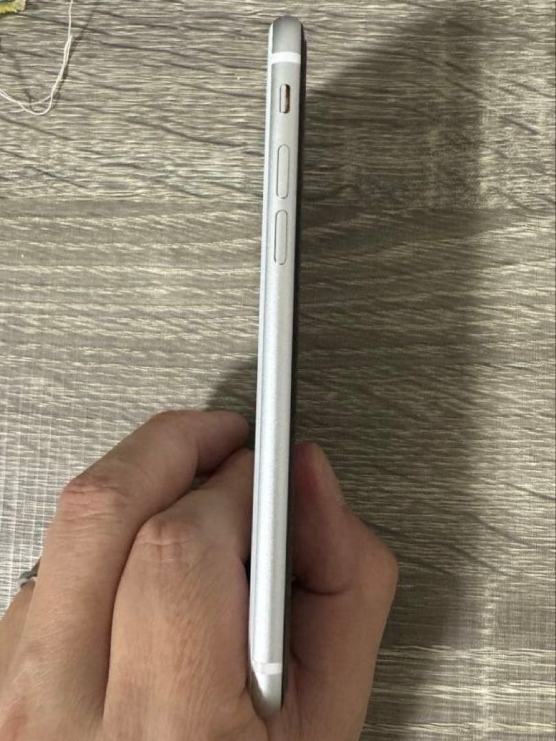 iPhone SE (第2世代) 128GB ホワイト 箱付きSIMフリー