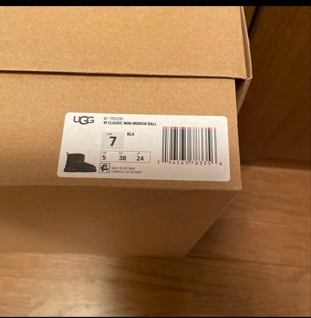 UGG ブラック　24センチ