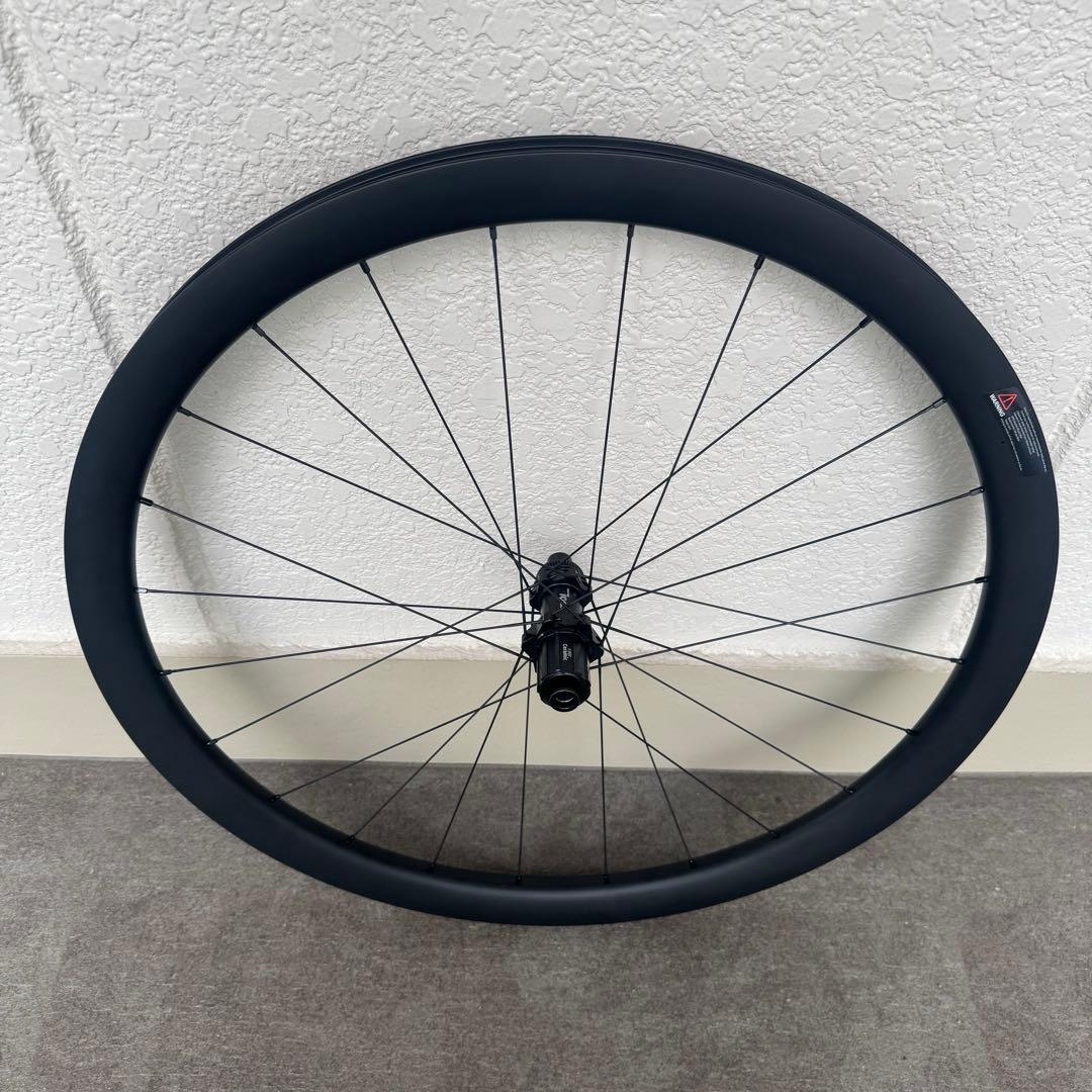 美品 カーボン ホイール ディスク グラベル 700C