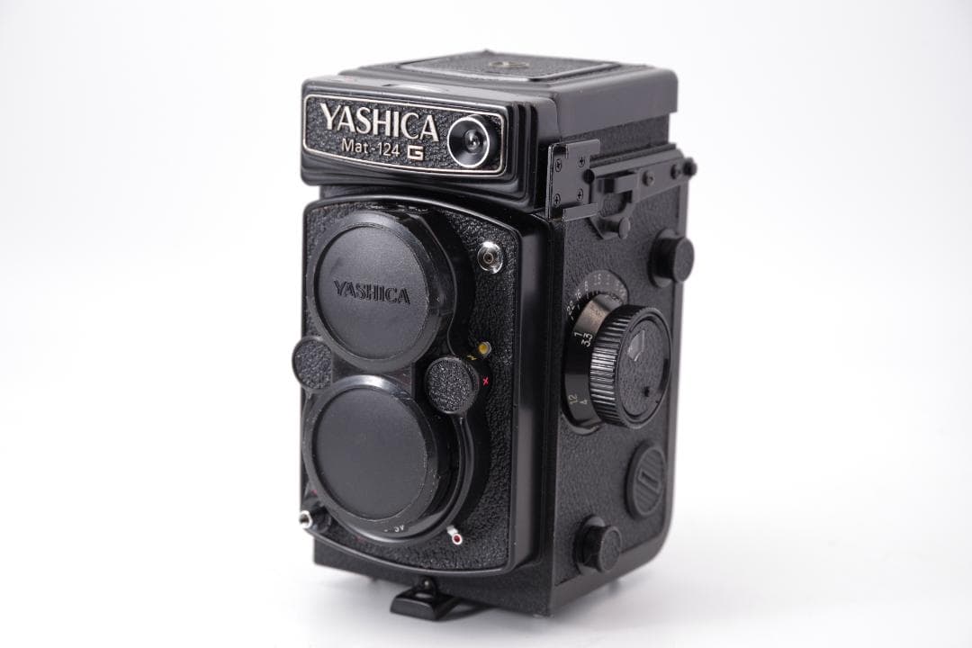 フィルムカメラ YASHICA Mat-124G / Yashinon 80mm F3.5