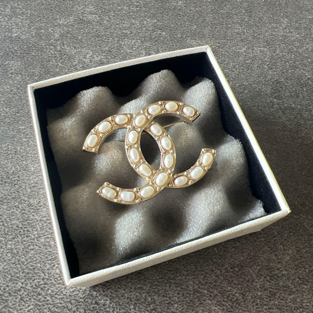 CHANEL パールブローチ　美品