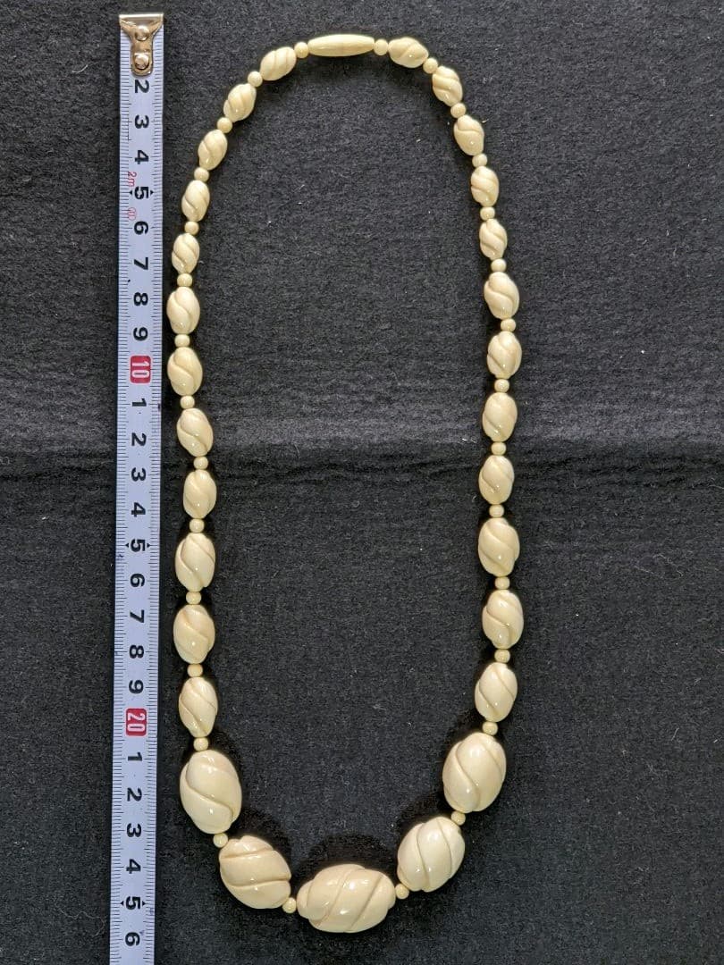 ♦？鹿角？骨？鯨歯の牙彫り 工芸品 ネックレス 宝飾品 貴金属 骨董品
