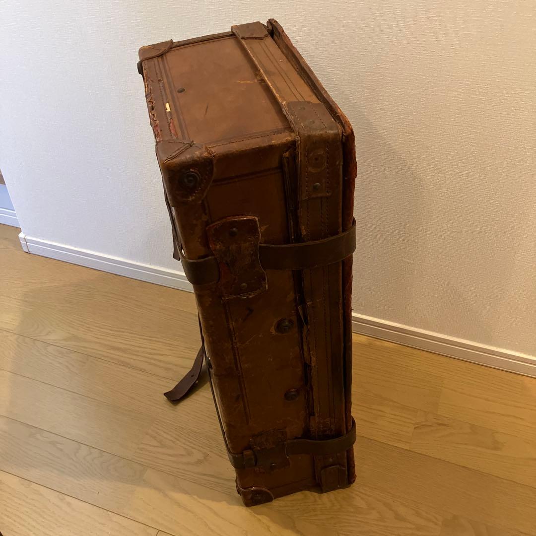 ヴィンテージレザー　旅行用トランク