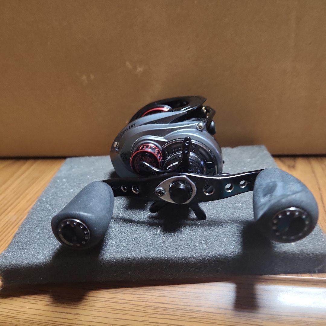 リール Revo LV7