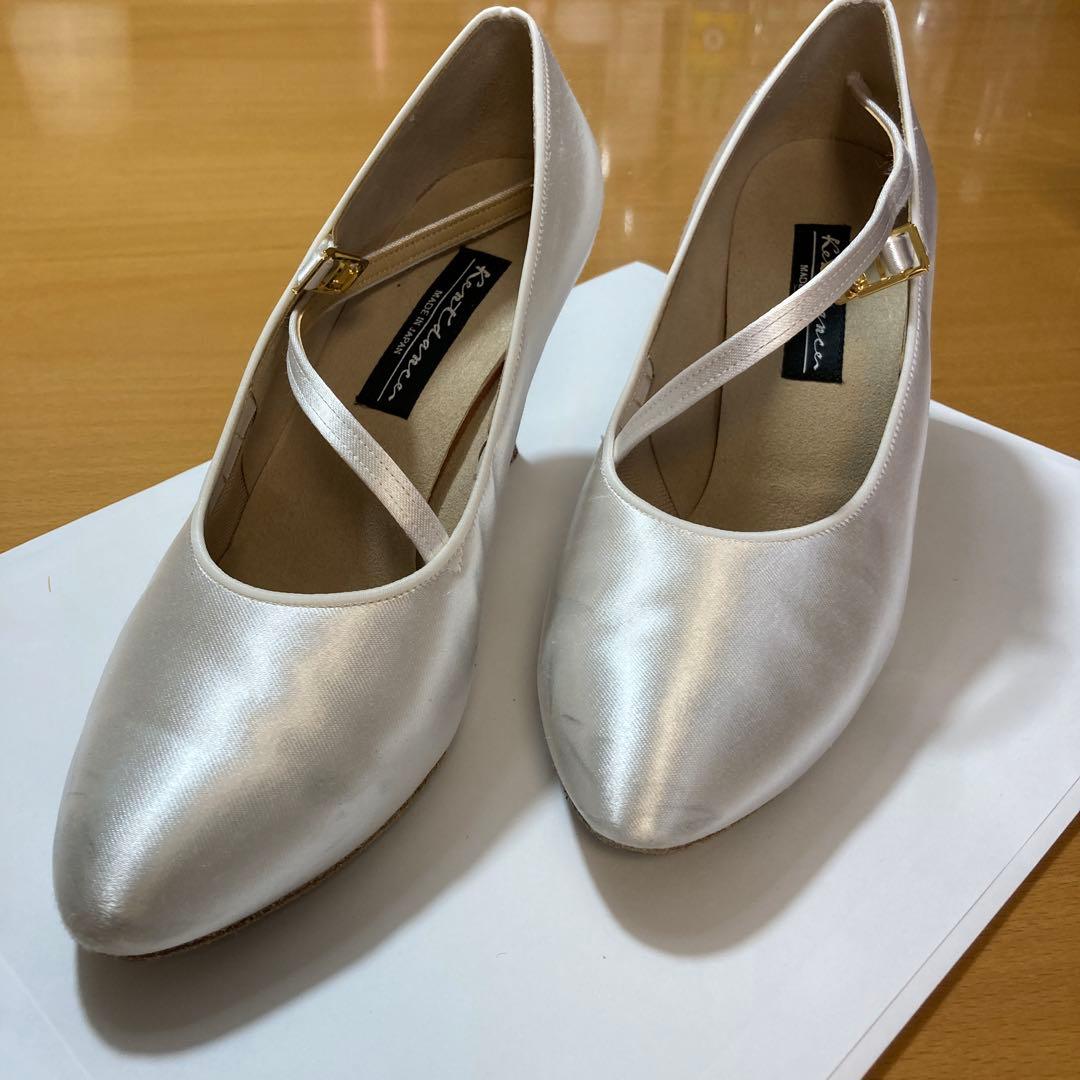✨美品✨社交ダンスシューズ ケント　サテン ２３cm