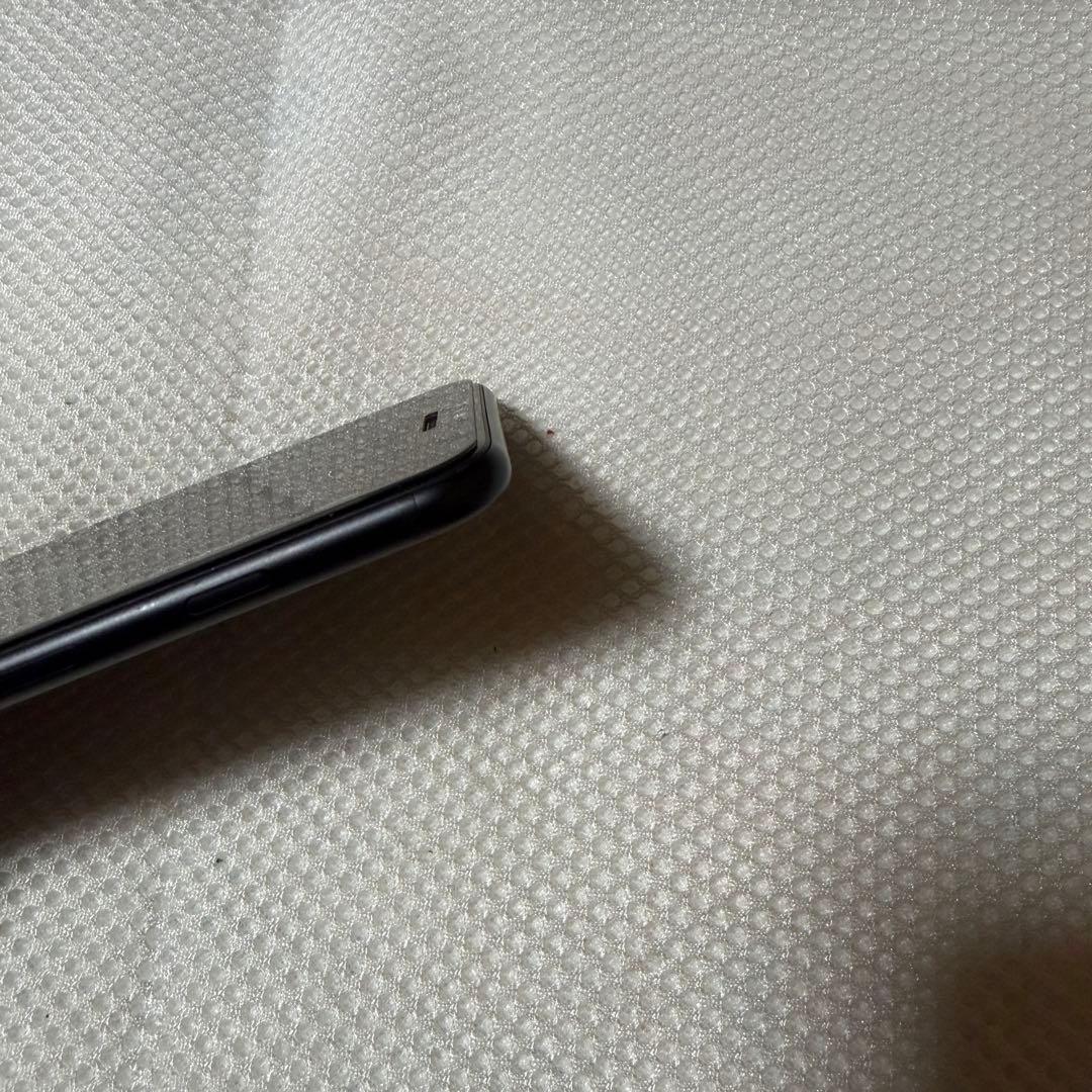 ⭐︎SIMフリー iPhoneSE2 128GB ブラック バッテリー100%