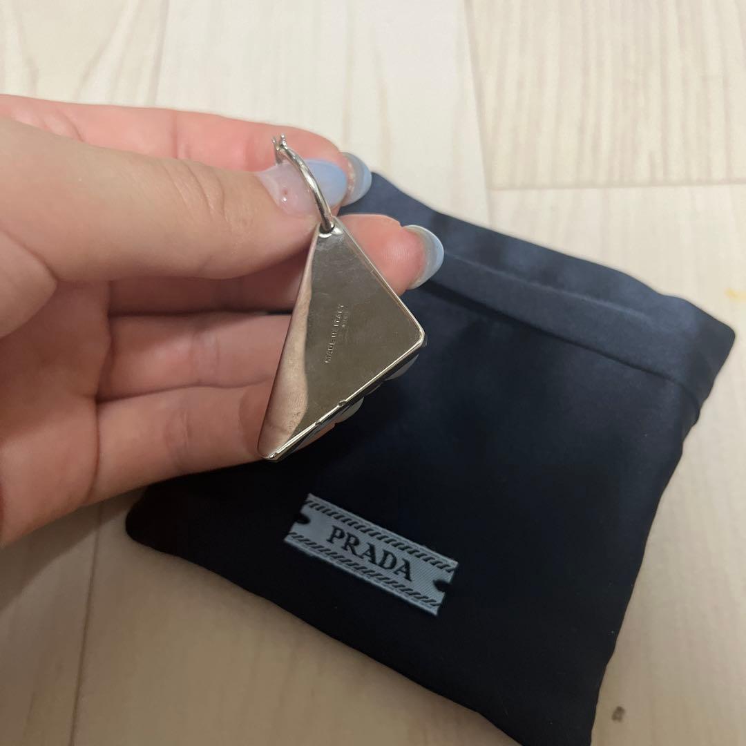 PRADA ピアス