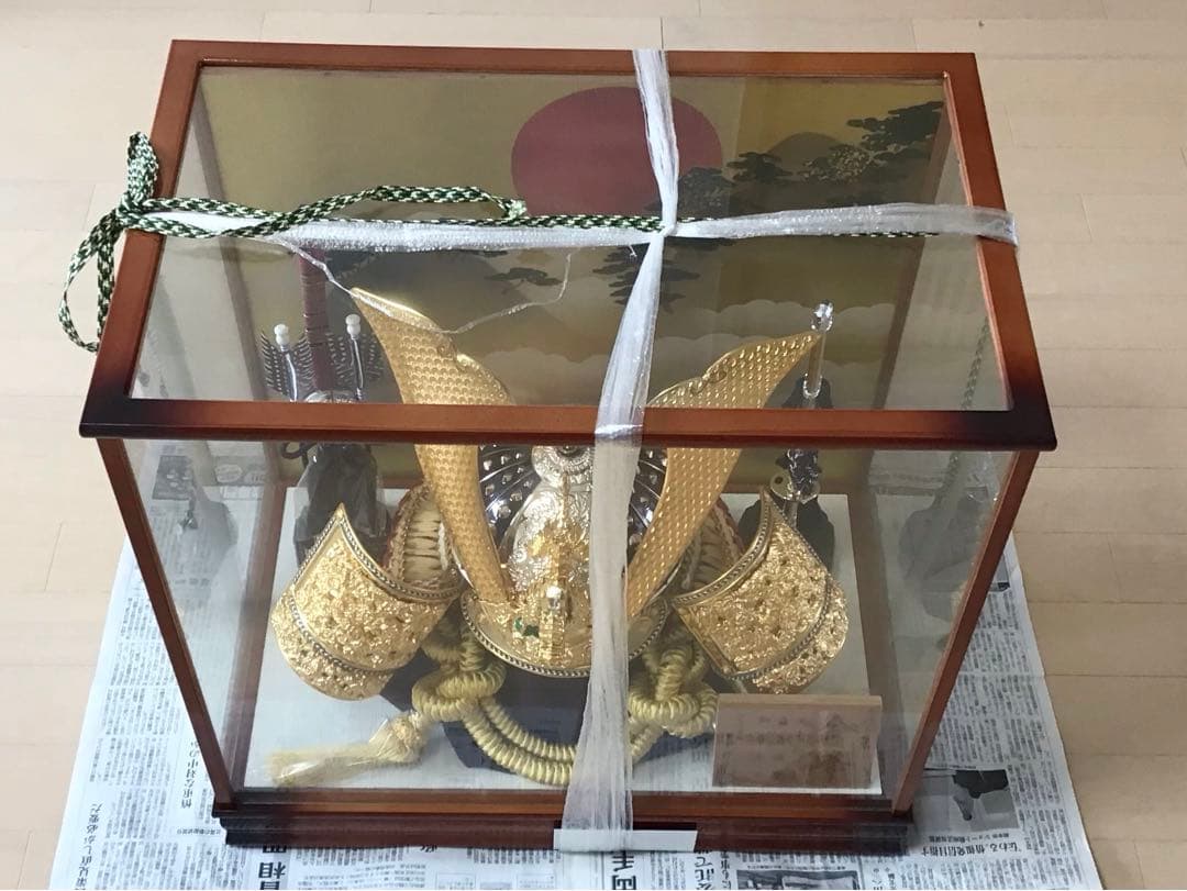 【 兜飾り】　匿配　送込