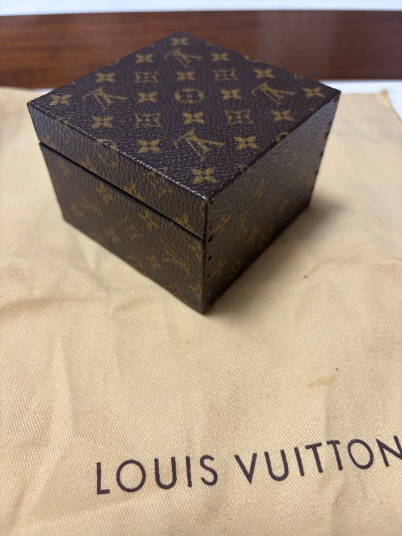 LOUIS VUITTON モノグラム アクセサリーケース非売品　超レア
