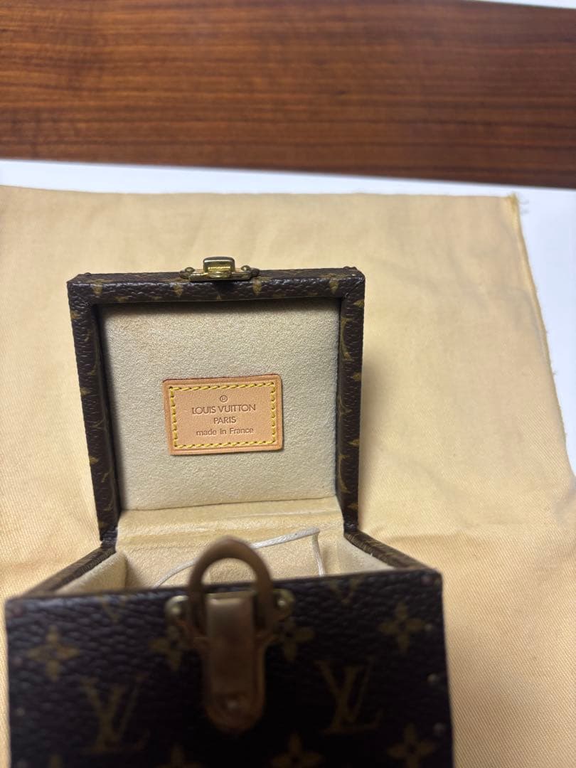 LOUIS VUITTON モノグラム アクセサリーケース非売品　超レア