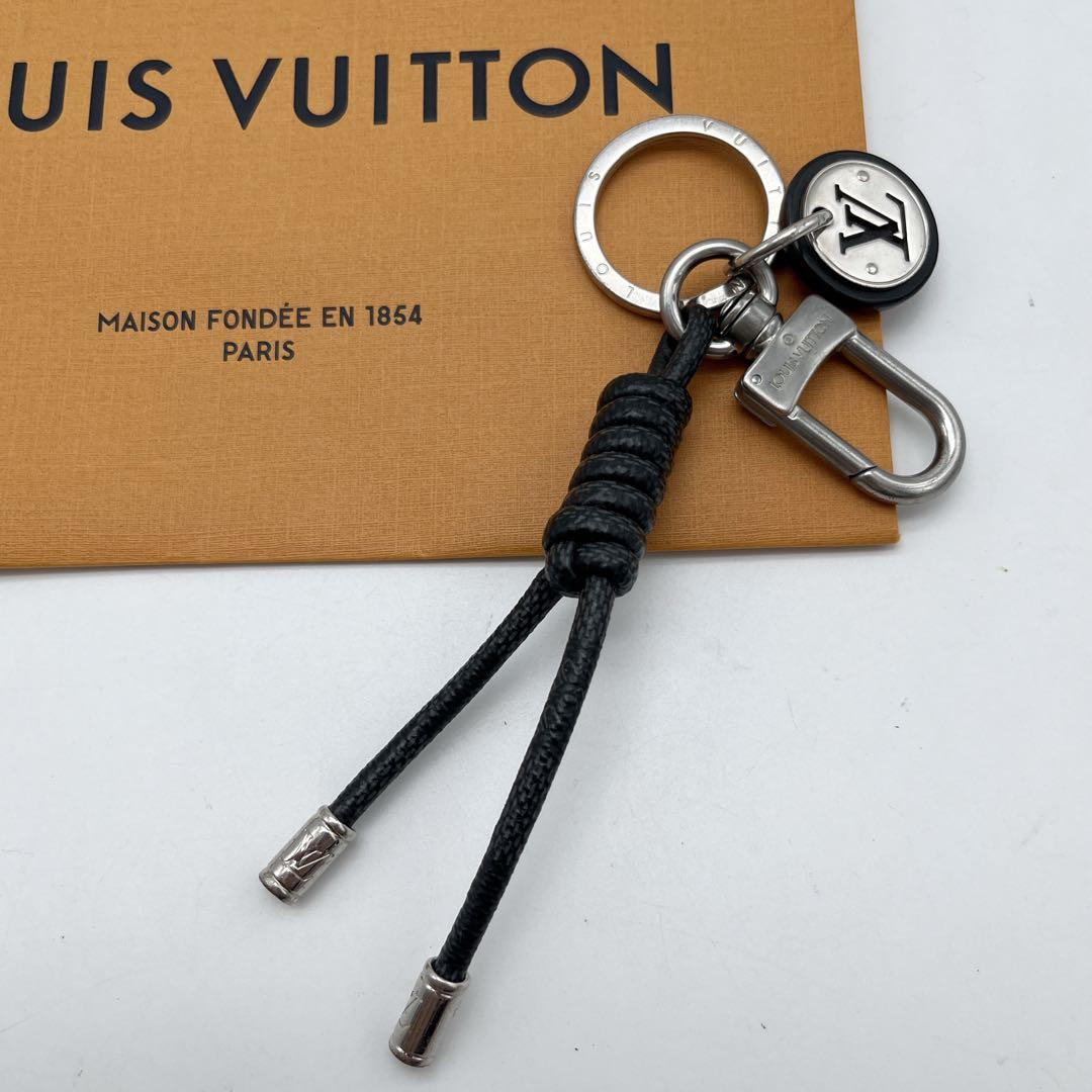 ルイヴィトン ダミエグラフィット キーホルダー レザーロープ キーチャーム 黒