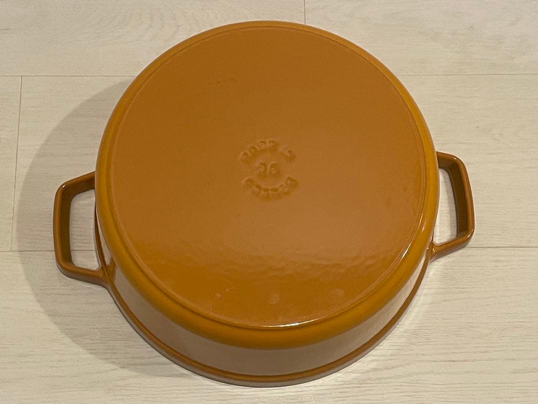 staub 26cm マスタード COCOTTE RONDE