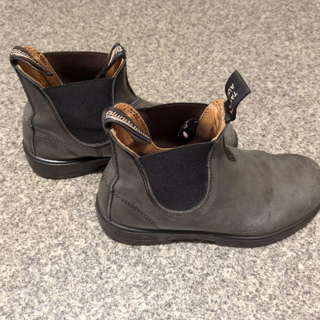 Blundstone グレー サイドゴアブーツ