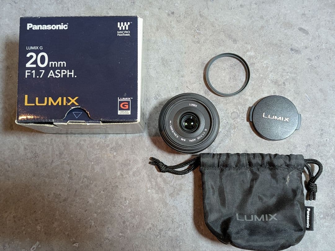 ​値下げ！！【美品/極上ボケ】LUMIX 20mm F1.7 元箱・おまけ付