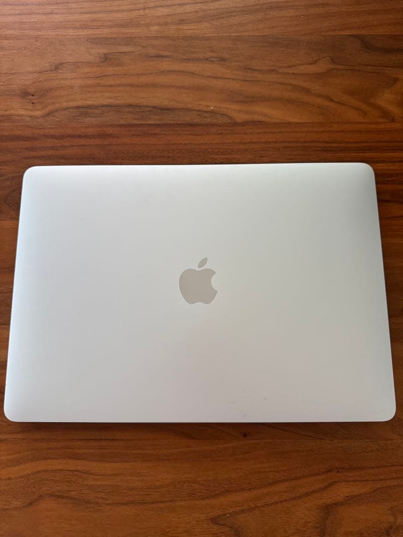 【ゆみ】MacBook Air 13.3インチ M1 8GB 512GB