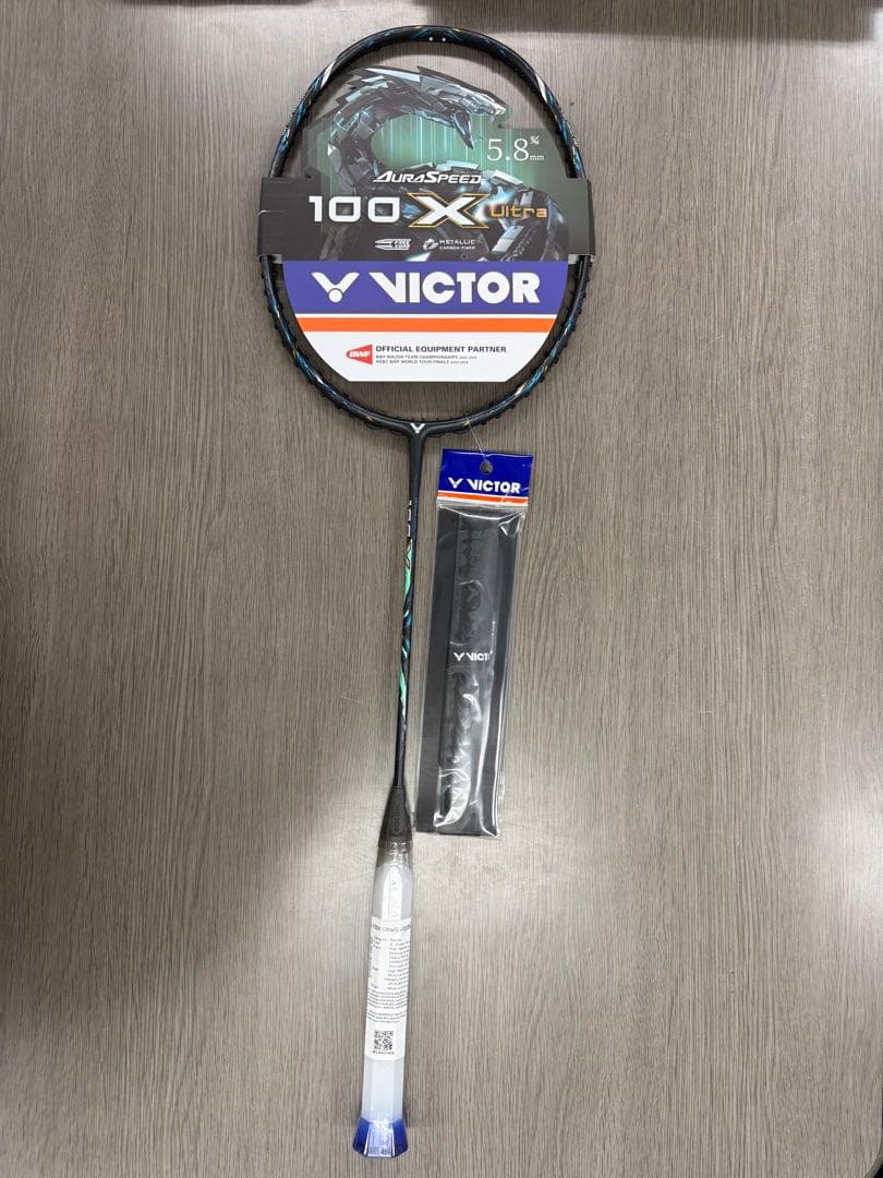 バドミントンラケット Victor　AURASPEED100XUltra