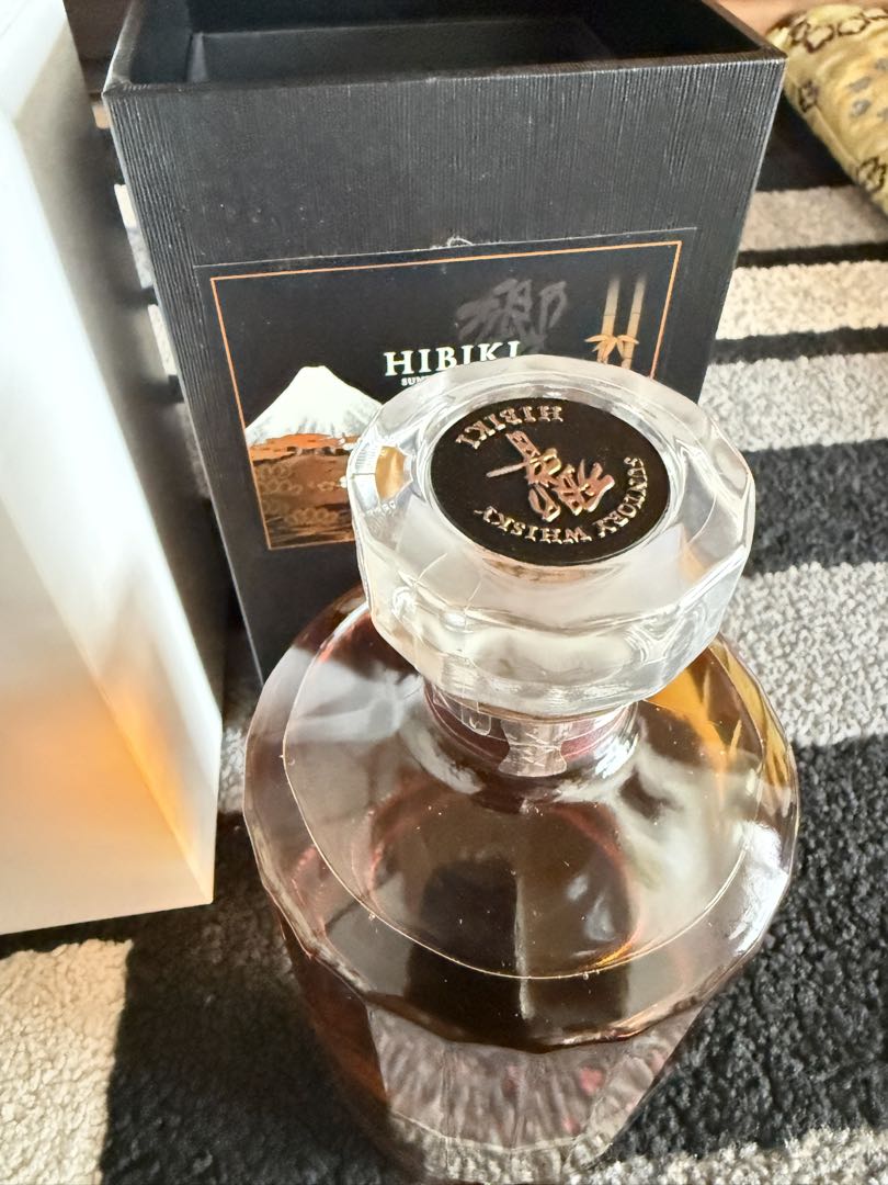 Hibiki 21年 ウイスキー クリスタルボトル
