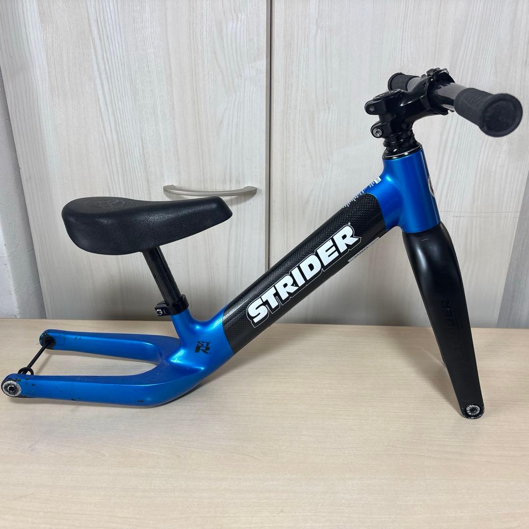 STRIDER ST-R カーボンフレーム ハンドル付き