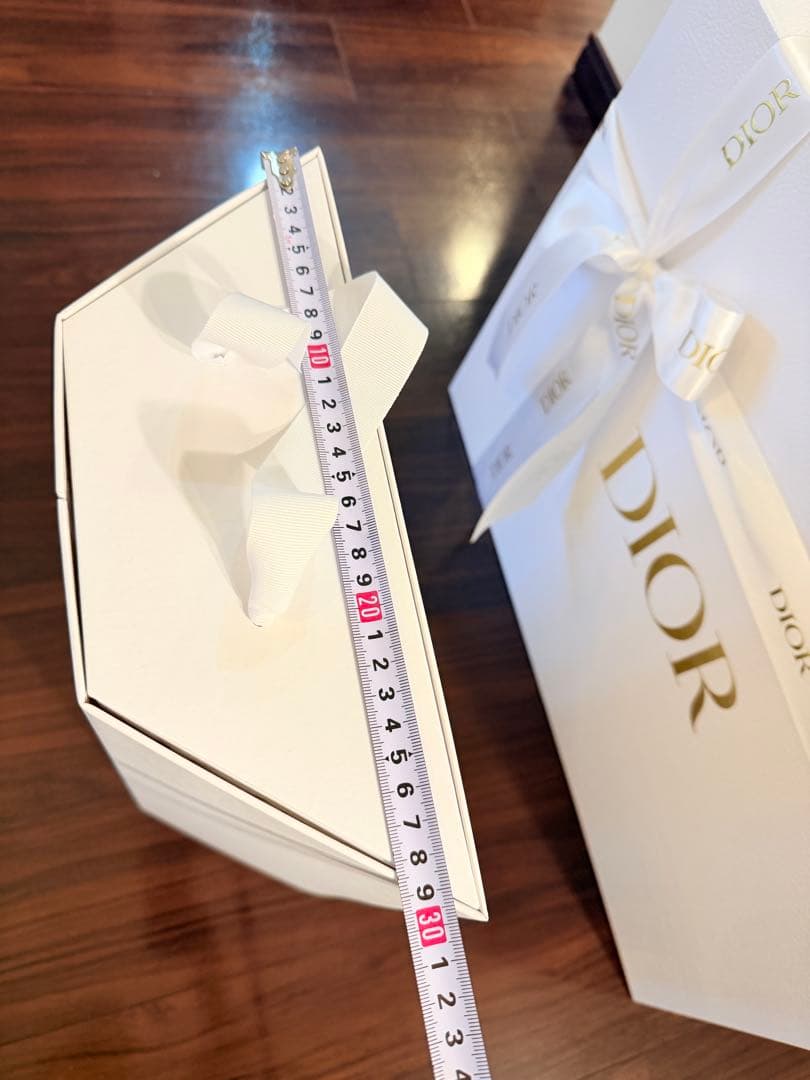 2/19まで Diorクリスマス 日めくりカレンダー 新品未開封