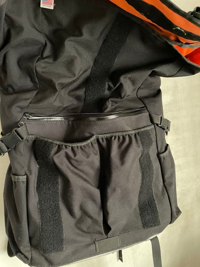 アクセサリー ROAD RUNNER Large Anything Backpack 33L