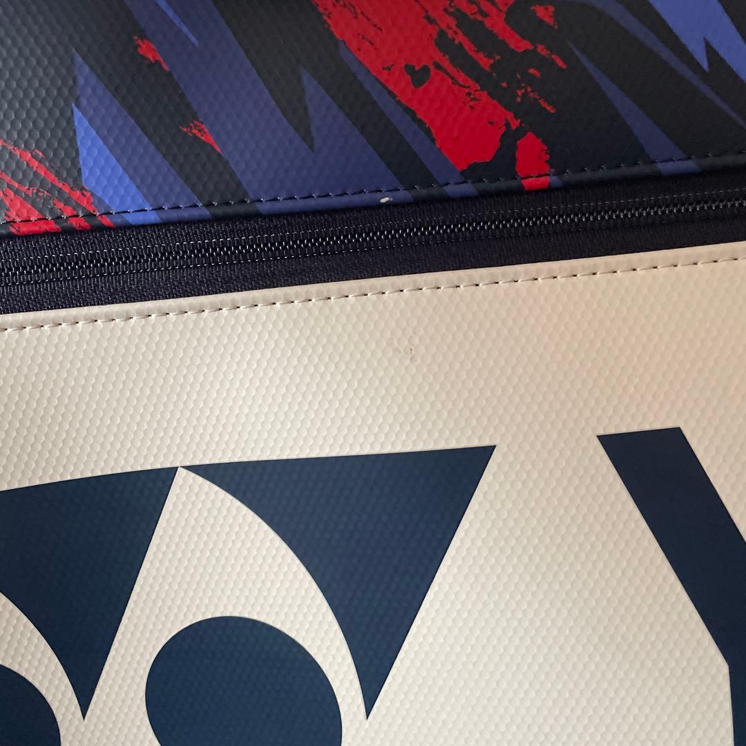 YONEX トーナメントバッグ 限定品　ホワイト/レッド