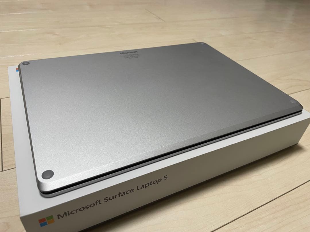 【美品】Surface Laptop 5 13.5インチ 8GB 256GB