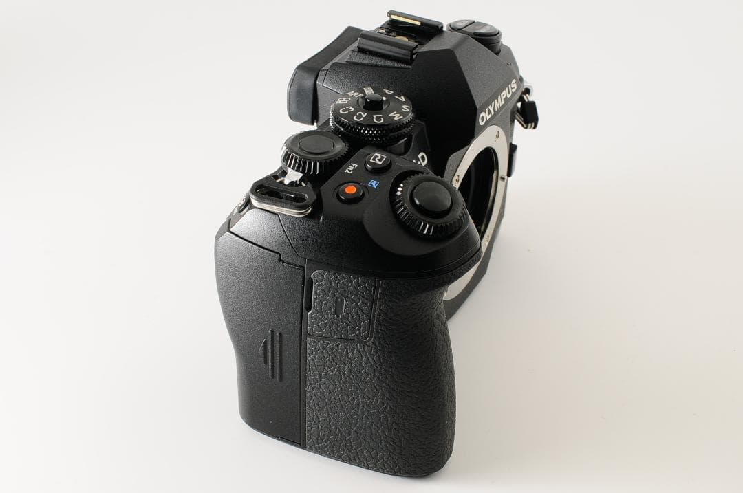【美品】オリンパスOLYMPUS OM-D E-M1 Mark II ボディ 黒
