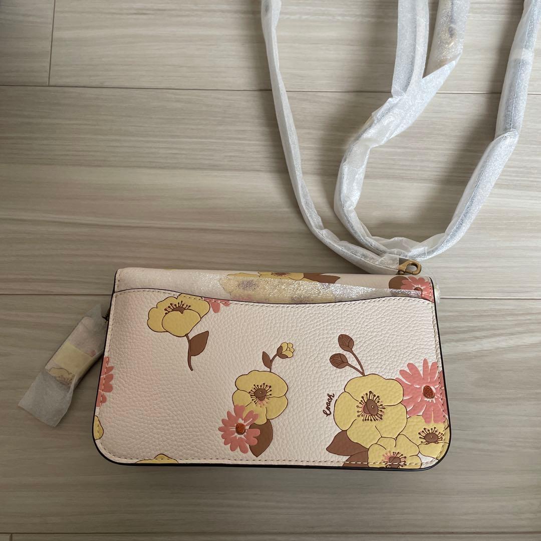COACH ショルダーウォレット　バッグ　新品