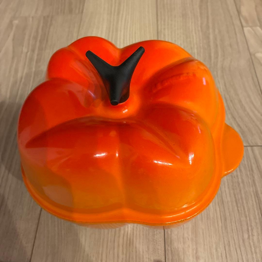 【廃盤品】ル・クルーゼ　LE CREUSET　ピーマンパプリカ　ココット