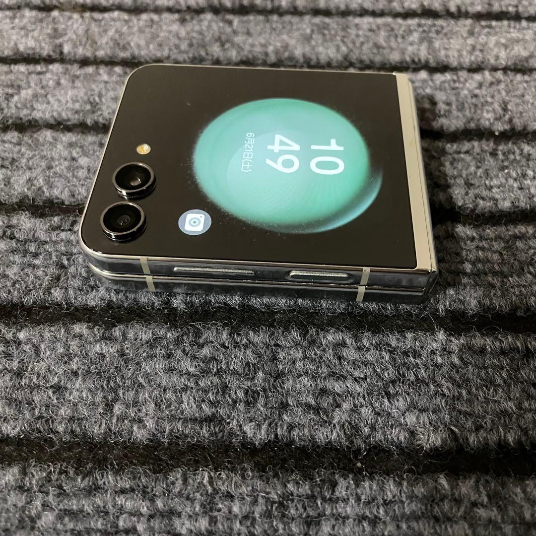 193 Galaxy Z Flip5 256GB SIMフリー ミント