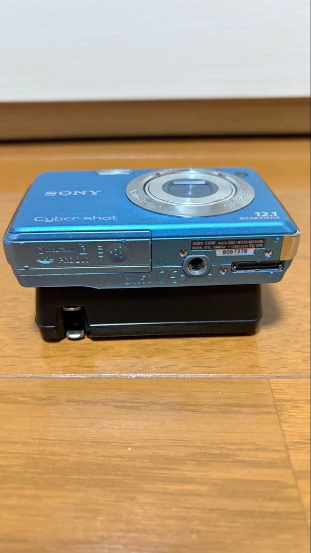 動作品　希少ブルーSONY サイバーショット12.1MPDSC-W220