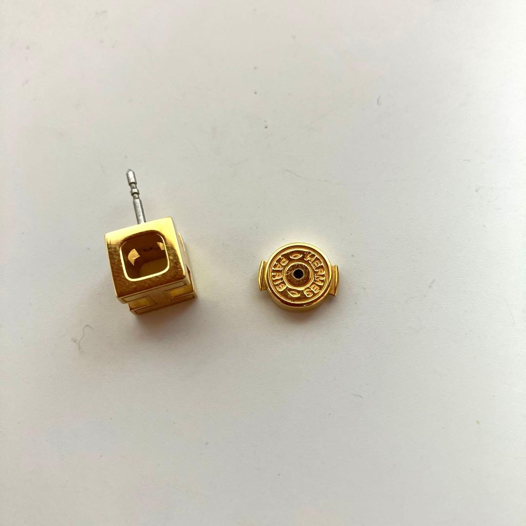 HERMES エルメス カージュドアッシュ Hキューブ ピアス ゴールド
