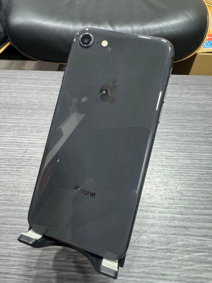 ④Apple iPhone 8 スペースグレー本体256GB シムフリー1-11