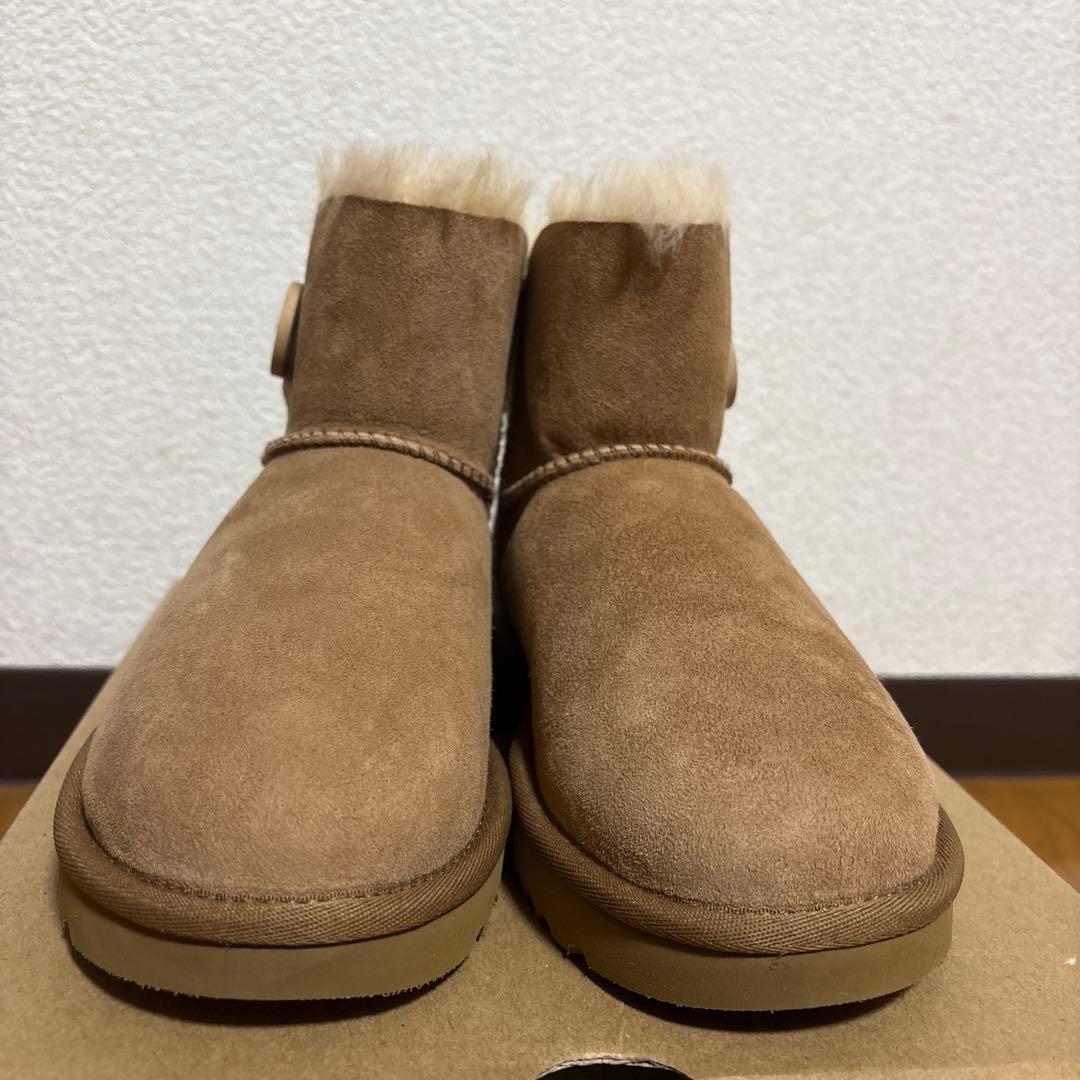 UGG／MINI BAILEY BUTTON Ⅱ