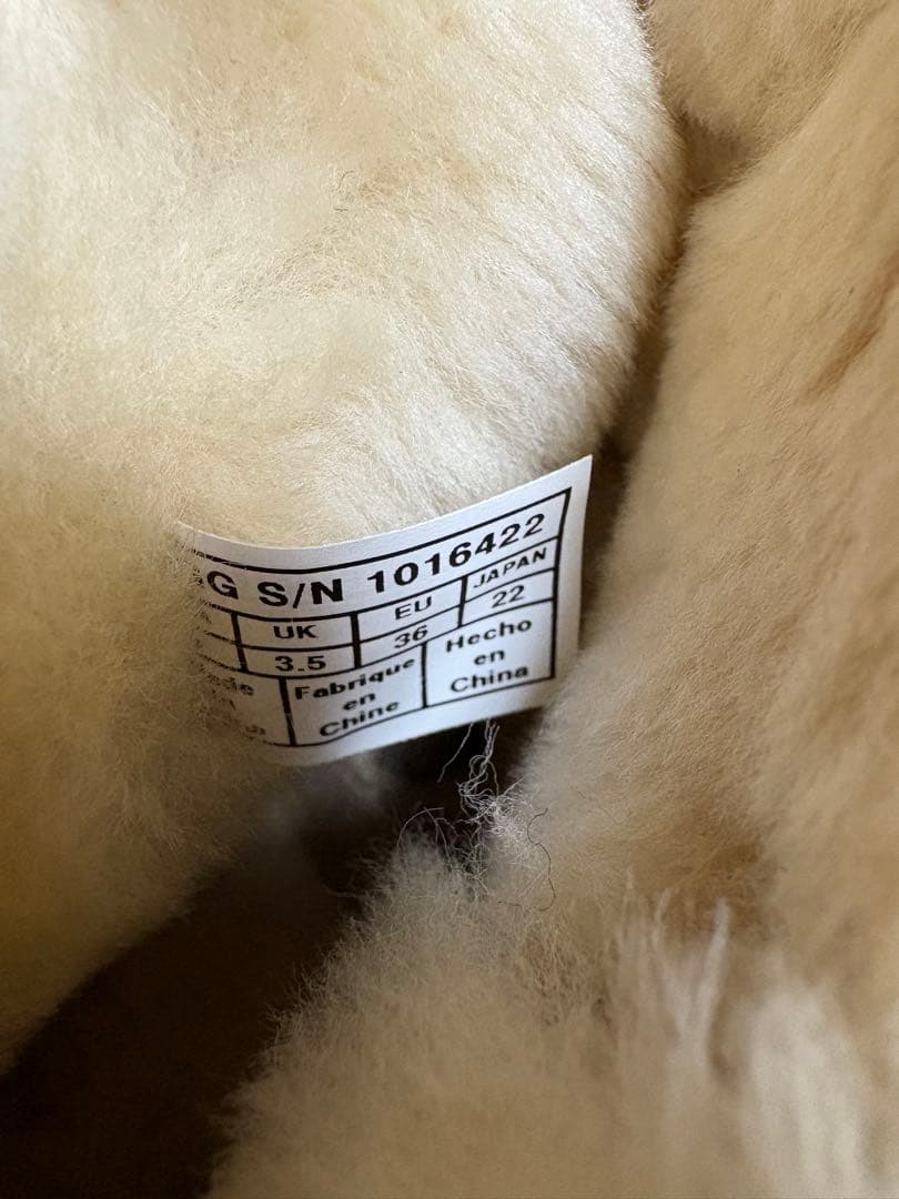 UGG／MINI BAILEY BUTTON Ⅱ