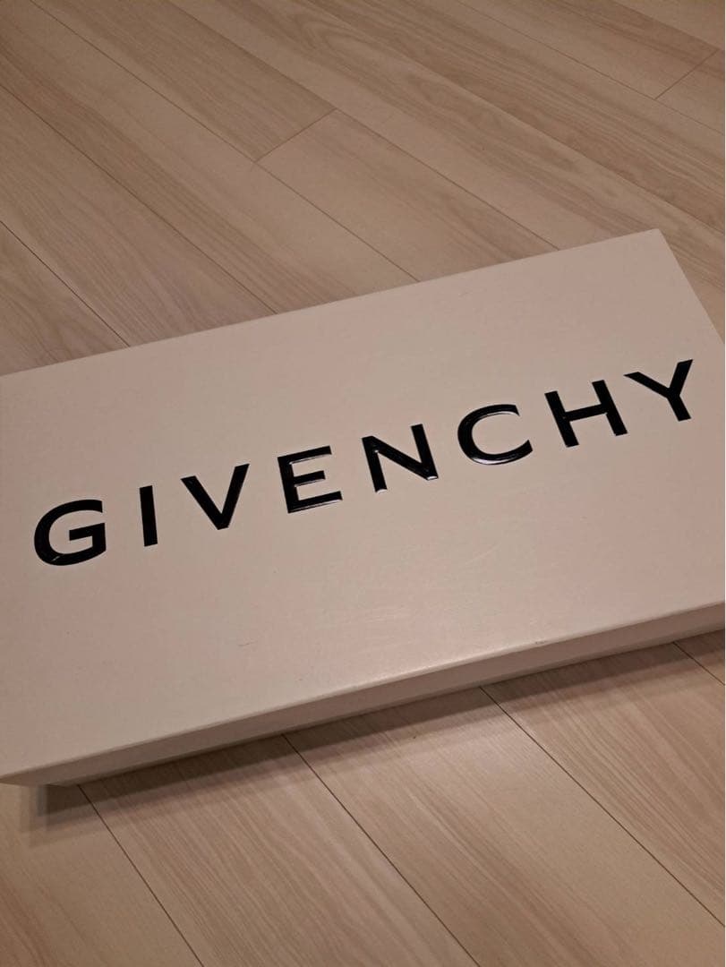 a★r さん専用　GIVENCHYほぼ新品ブラック ロングブーツ
