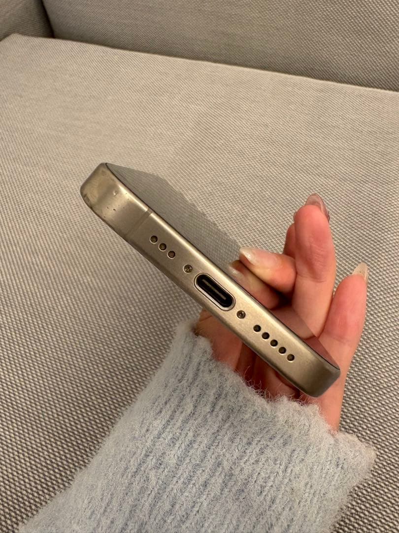 iPhone15 pro 本体