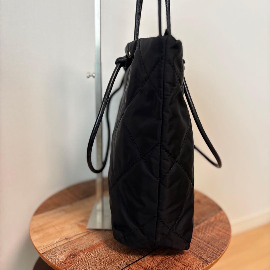 GIANNI CHIARINI キルティング ナイロントートバッグ ブラック