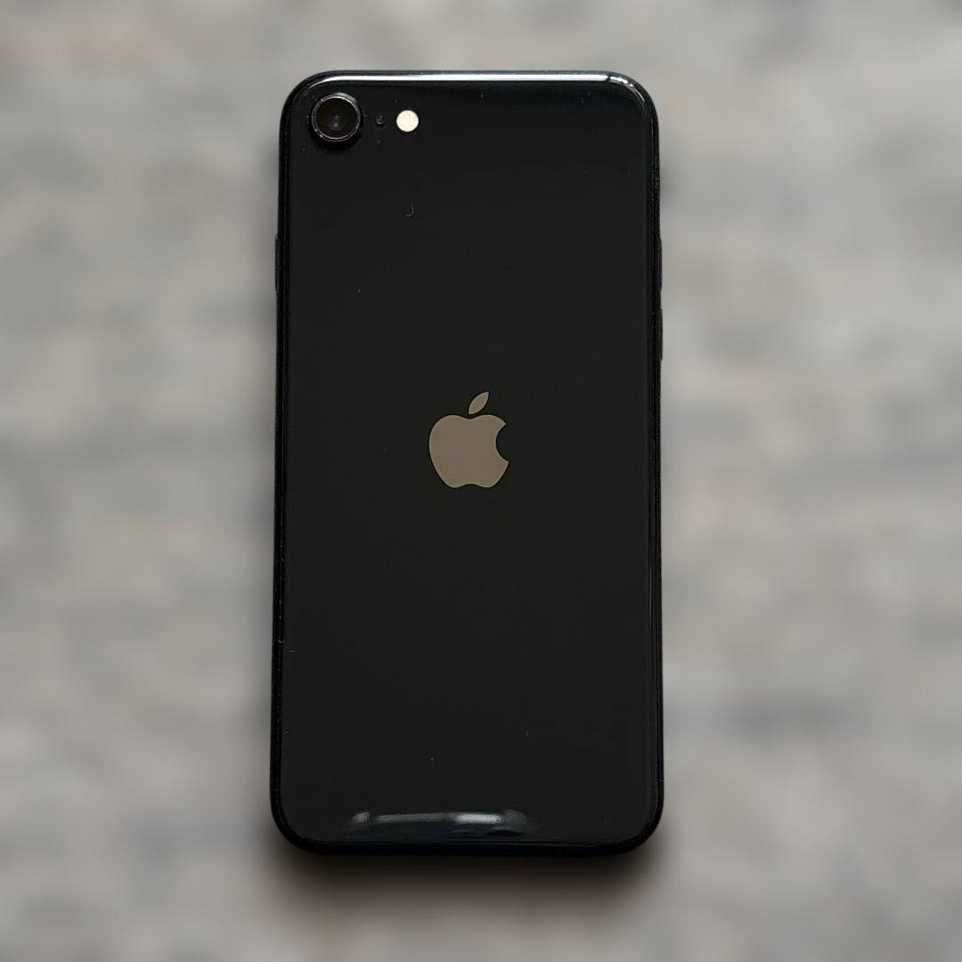 iPhoneSE2 64GB ブラック　中古品