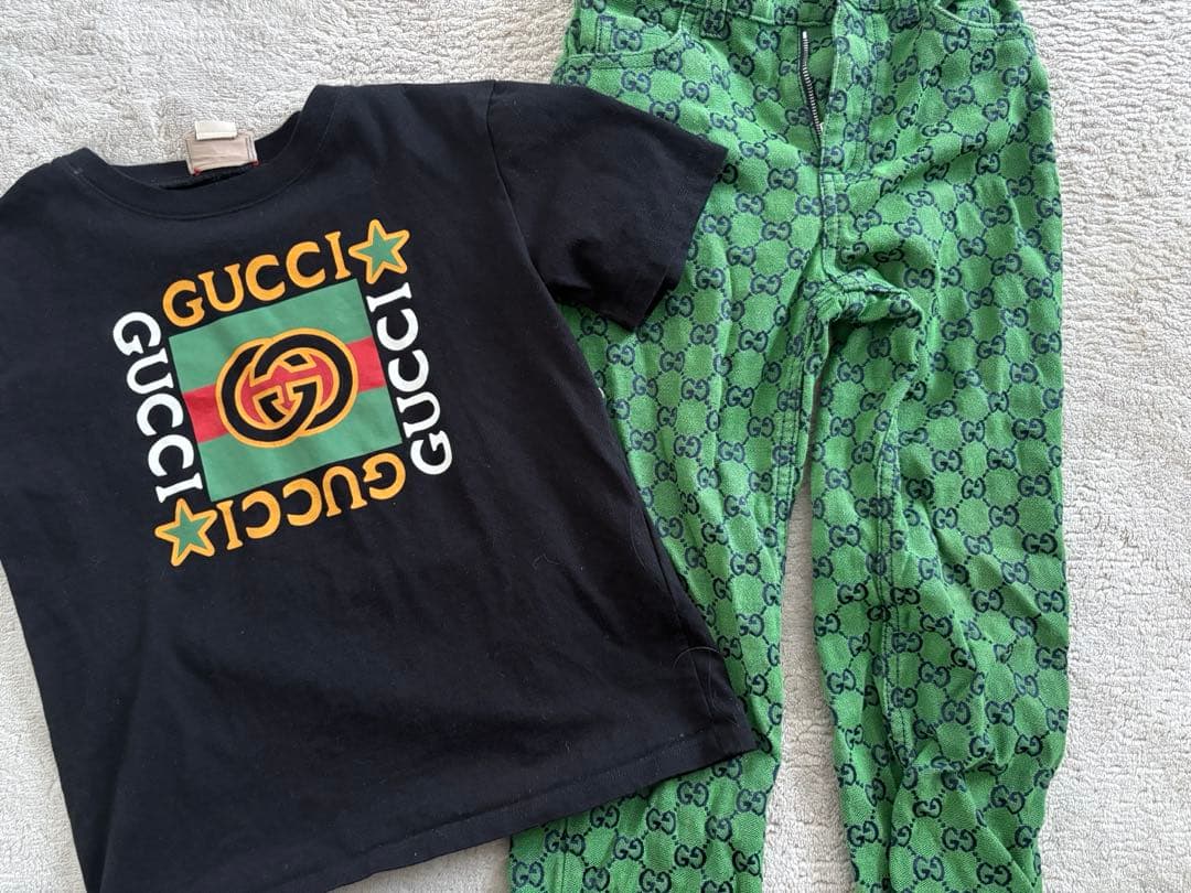 トップス GUCCI