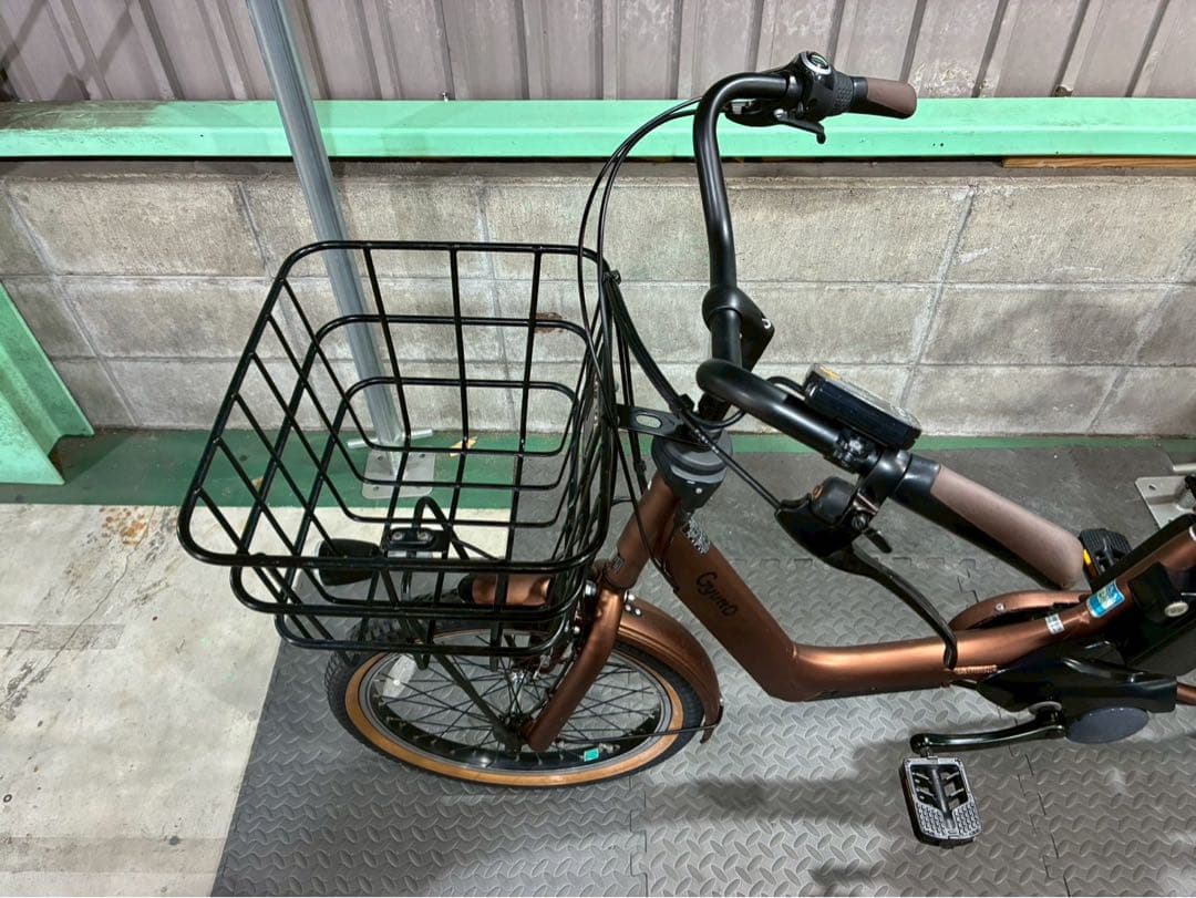 №8625電動自転車　パナソニック ギュット 20インチ✨美品✨希少カラー！
