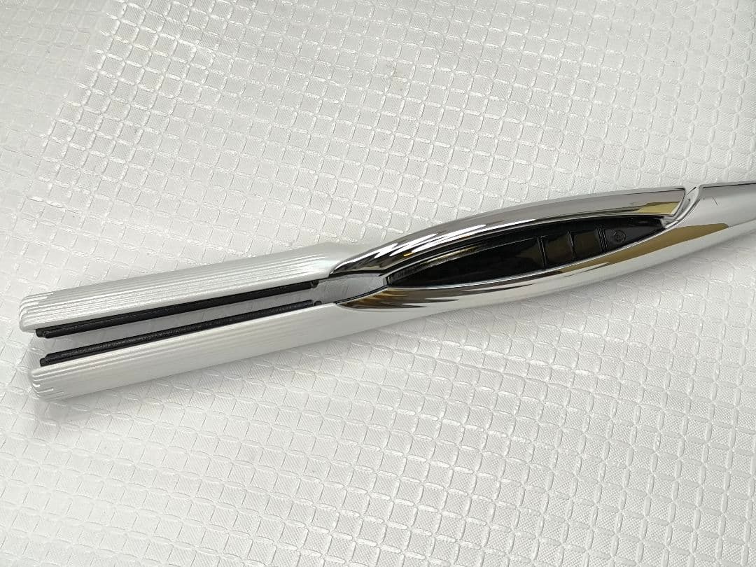 正規品　ReFaリファ ビューテック ストレートアイロン　22年製