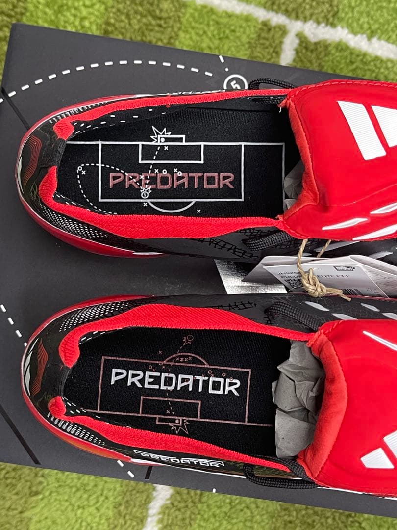Predator エリート Elite FT FG BWR 26cm