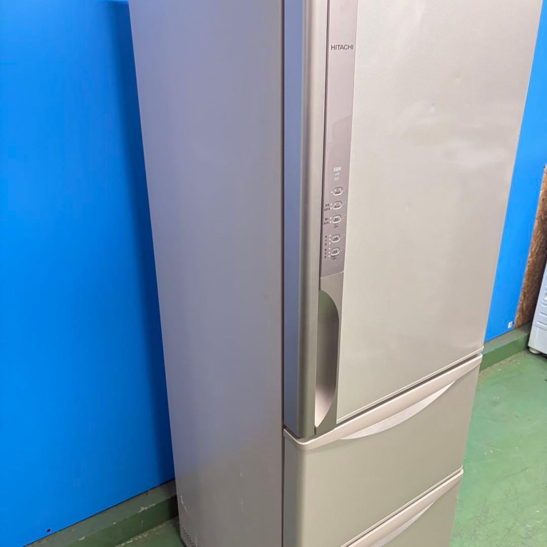 718 日立　大型冷蔵庫　300L強　小型　右開き　自動製氷　3ドア　家庭用