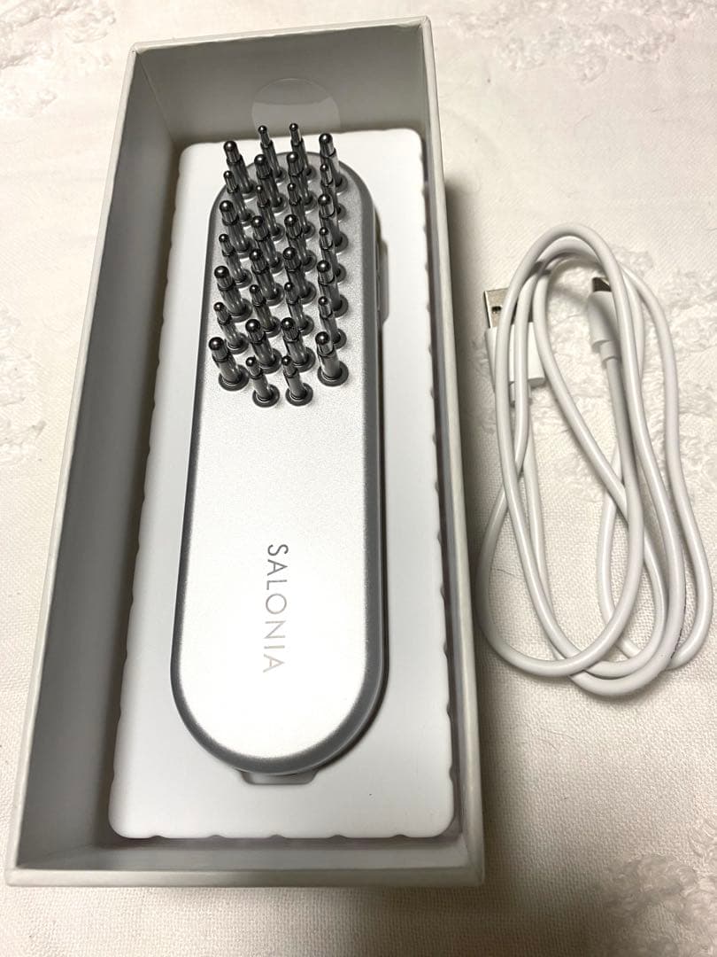 SALONIA 美顔器 スカルプ・フェイス・ボディ用 　　美品　傷、汚れなし