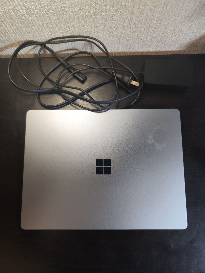 Microsoft Surface Laptop Go 第1世代