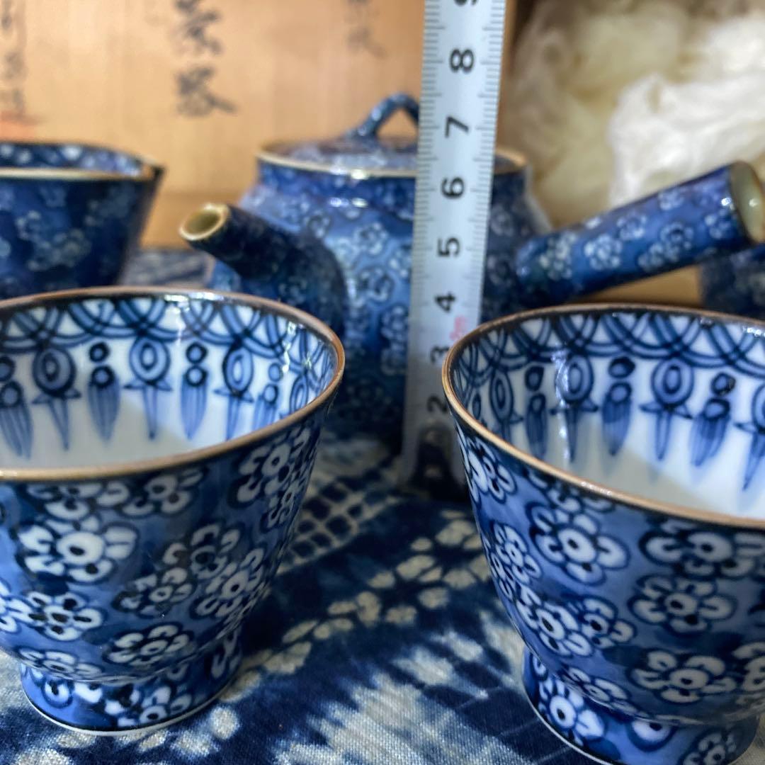 加藤利昌　染付梅小紋　煎茶器