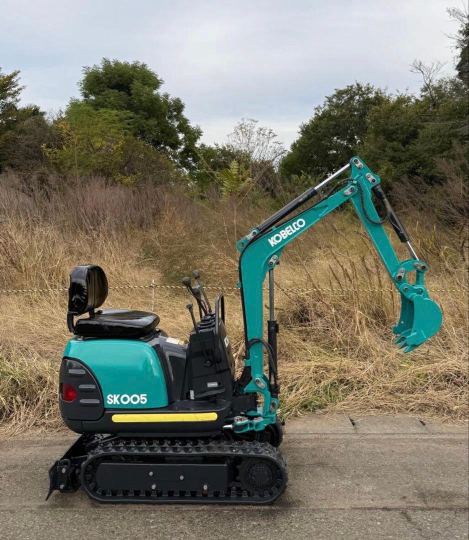 ☆KOBELCO☆SK005☆可変脚☆パターン変更可☆ブレーカー配管☆ライト新品