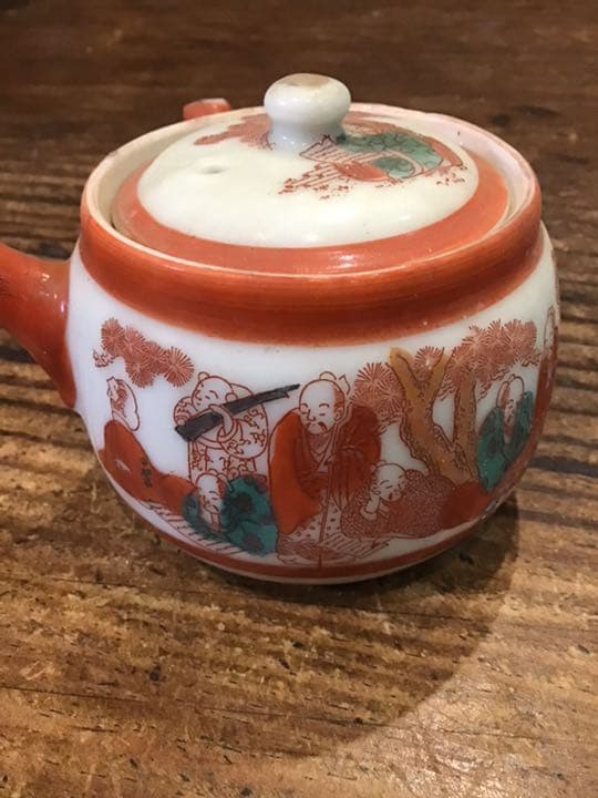 越中丸山焼　赤絵茶唐人画急須　江戸時代　九谷焼派生窯