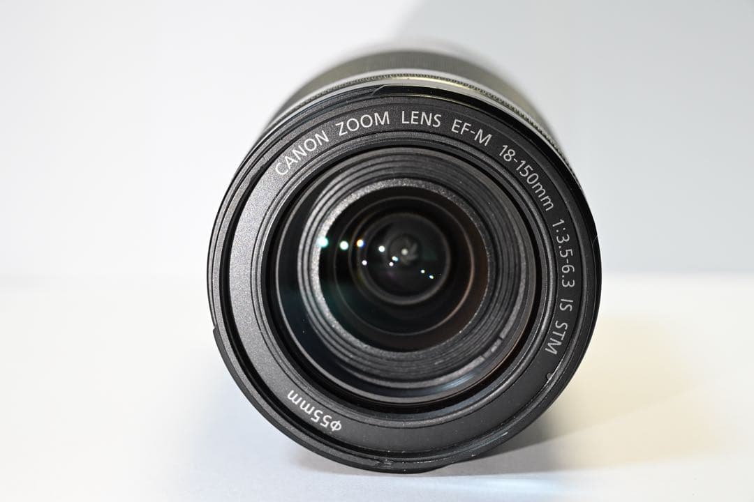 Canon EOS Kiss M ホワイト / EF-M18-150mm 難あり
